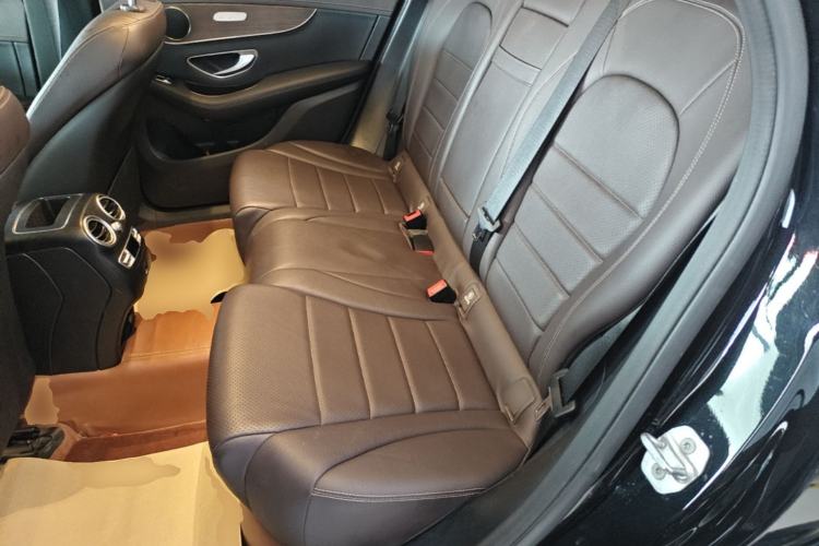 Used Mercedes-Benz GLC 2022 Refreshed GLC 300 L 4MATIC Dynamic Edition Prestige Version Left Rear Seat