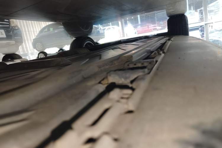 Used Mercedes-Benz GLC 2022 Refreshed GLC 300 L 4MATIC Dynamic Edition Left Side Sill
