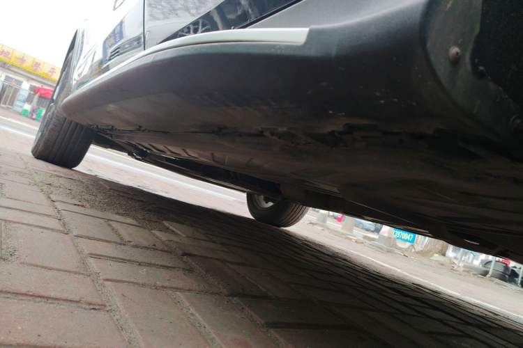 Used Mercedes-Benz GLC 2022 Second Facelift GLC 260 L 4MATIC Luxury Edition Left Side Sill