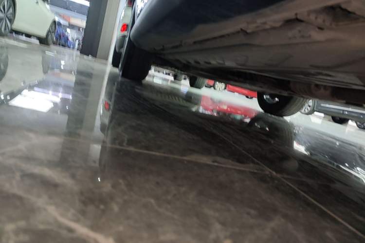 Used Mercedes-Benz GLC 2022 GLC 300 L 4MATIC Dynamic Model Left Side Sill
