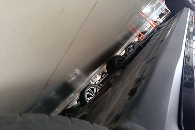 Used Mercedes-Benz GLC 2022 Facelifted GLC 260 L 4MATIC Dynamic Edition Left Side Sill
