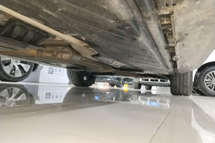 Used Mercedes-Benz GLC 2022 Refreshed GLC 300 L 4MATIC Dynamic Edition Prestige Version Left Side Sill