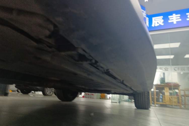 Used Mercedes-Benz GLC 2022 Facelifted GLC 260 L 4MATIC Dynamic Edition Left Side Sill