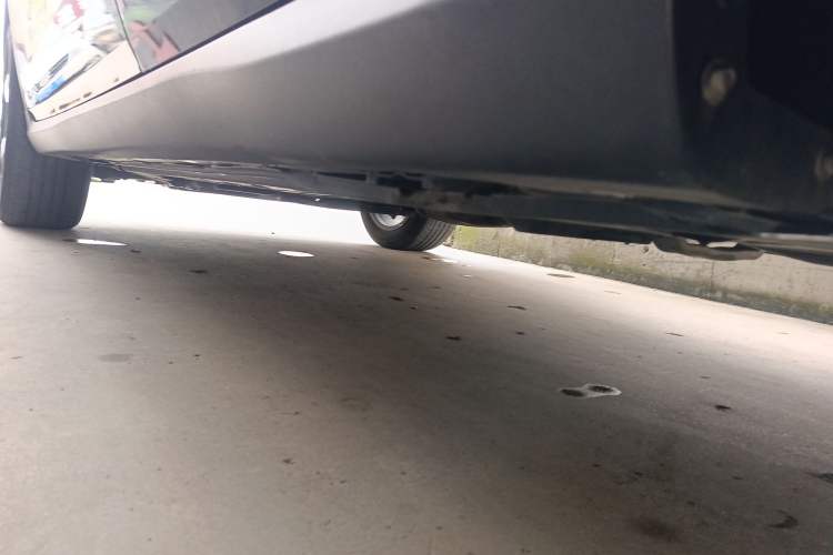 Used Mercedes-Benz GLC 2022 Facelifted GLC 260 L 4MATIC Dynamic Edition Left Side Sill