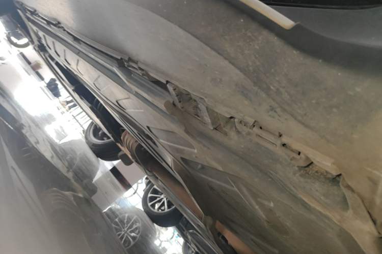 Used Mercedes-Benz GLC 2022 Refreshed GLC 300 L 4MATIC Dynamic Edition Prestige Version Left Side Sill