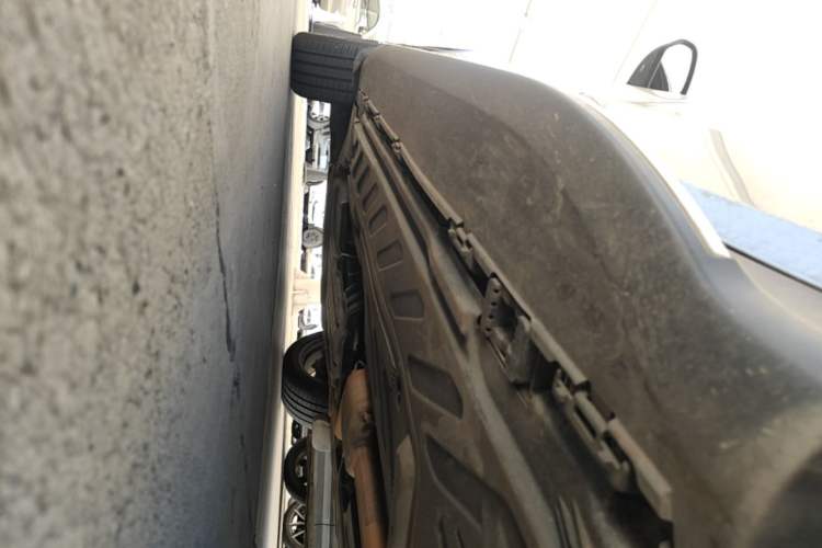 Used Mercedes-Benz GLC 2022 Refreshed GLC 300 L 4MATIC Dynamic Edition Prestige Version Left Side Sill