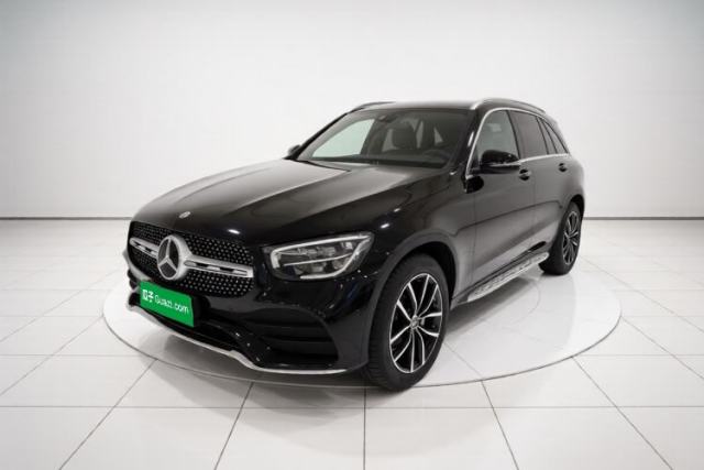 Ojetý Mercedes-Benz GLC 2022 Second Facelift GLC 260 L 4MATIC Luxury Edition