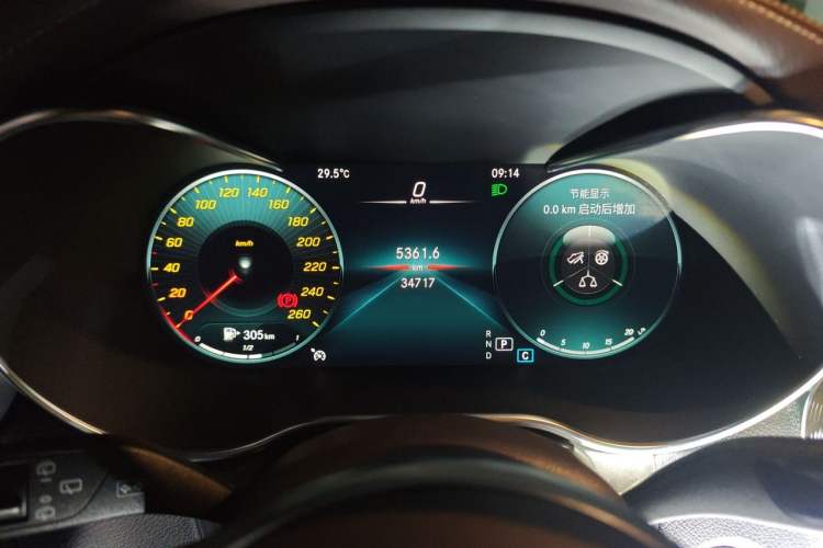 Used Mercedes-Benz GLC 2022 Refreshed GLC 300 L 4MATIC Dynamic Edition Prestige Version Odometer Close Up