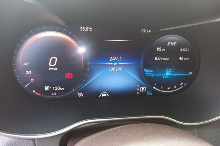 Used Mercedes-Benz GLC 2022 Refreshed GLC 300 L 4MATIC Dynamic Edition Odometer Close Up