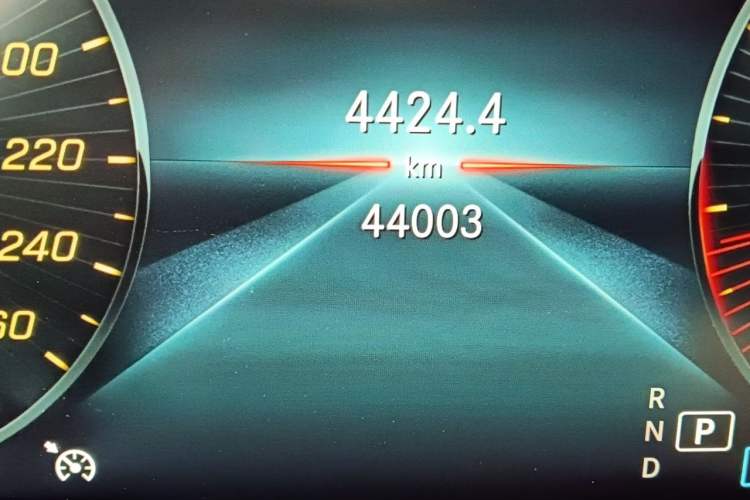 Used Mercedes-Benz GLC 2022 Facelifted GLC 260 L 4MATIC Dynamic Edition Odometer Close Up