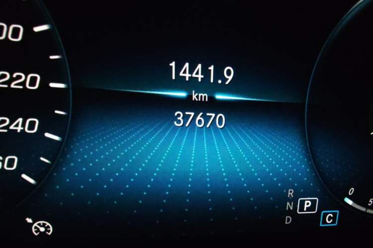 Used Mercedes-Benz GLC 2022 GLC 300 L 4MATIC Dynamic Edition Prestige Model Odometer Close Up