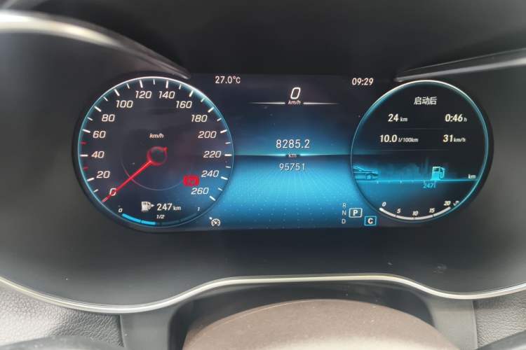 Used Mercedes-Benz GLC 2022 Refreshed GLC 260 L 4MATIC Dynamic Edition Odometer Close Up
