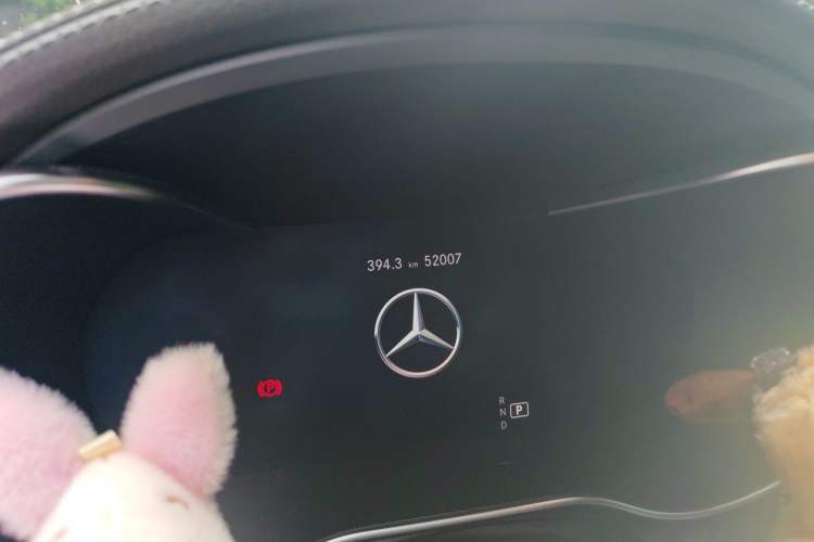 Used Mercedes-Benz GLC 2022 Second Facelift GLC 300 L 4MATIC Luxury Edition Odometer Close Up