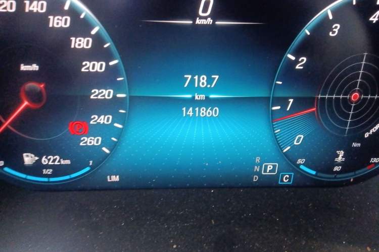 Used Mercedes-Benz GLC 2022 Refreshed GLC 300 L 4MATIC Dynamic Edition Prestige Version Odometer Close Up