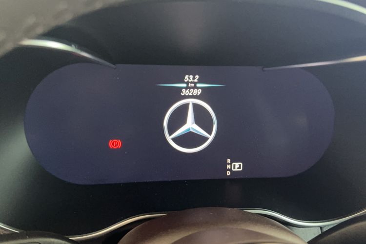 Used Mercedes-Benz GLC 2022 Second Facelift GLC 260 L 4MATIC Dynamic Edition Odometer Close Up