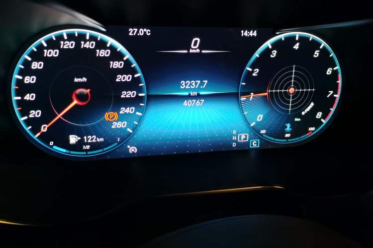 Used Mercedes-Benz GLC 2022 Second Facelift GLC 260 L 4MATIC Dynamic Edition Odometer Close Up