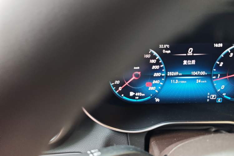 Used Mercedes-Benz GLC 2022 GLC 300 L 4MATIC Dynamic Edition Prestige Model Odometer Close Up