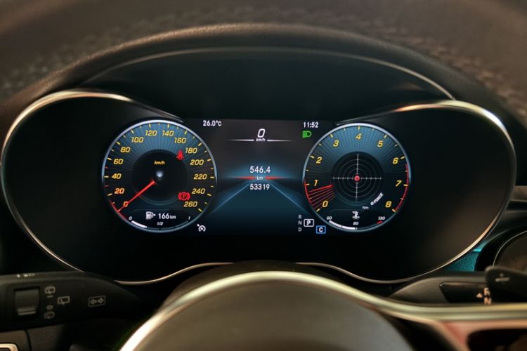 Used Mercedes-Benz GLC 2022 Refreshed GLC 300 L 4MATIC Dynamic Edition Prestige Version Odometer Close Up