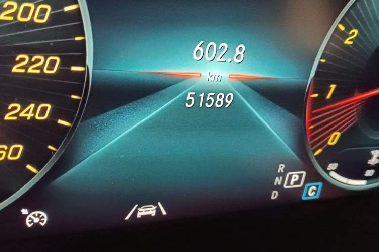 Used Mercedes-Benz GLC 2022 Refreshed GLC 300 L 4MATIC Dynamic Edition Prestige Version Odometer Close Up