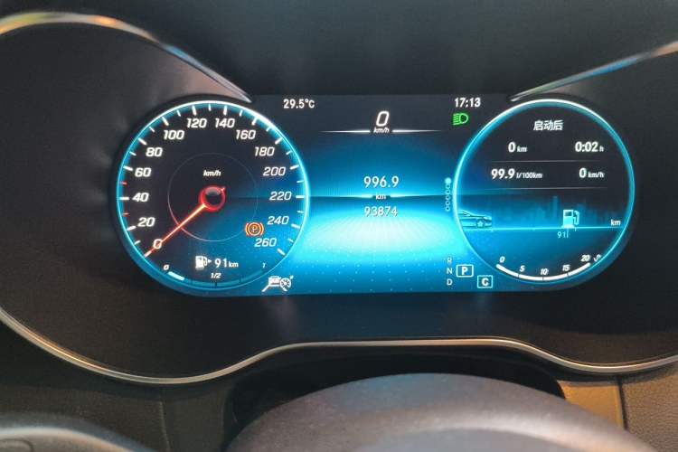 Used Mercedes-Benz GLC 2022 Facelift GLC 260 L 4MATIC Luxury Edition Odometer Close Up