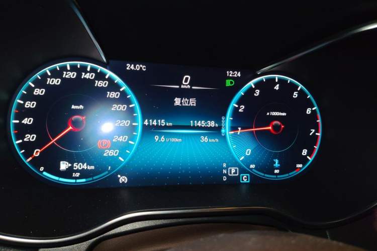 Used Mercedes-Benz GLC 2022 GLC 300 L 4MATIC Dynamic Edition Prestige Model Odometer Close Up