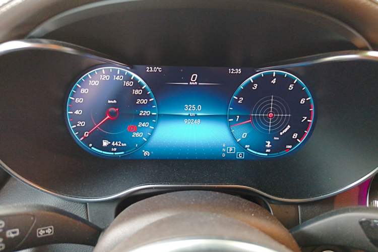 Used Mercedes-Benz GLC 2022 GLC 260 L 4MATIC Luxury Model Odometer Close Up