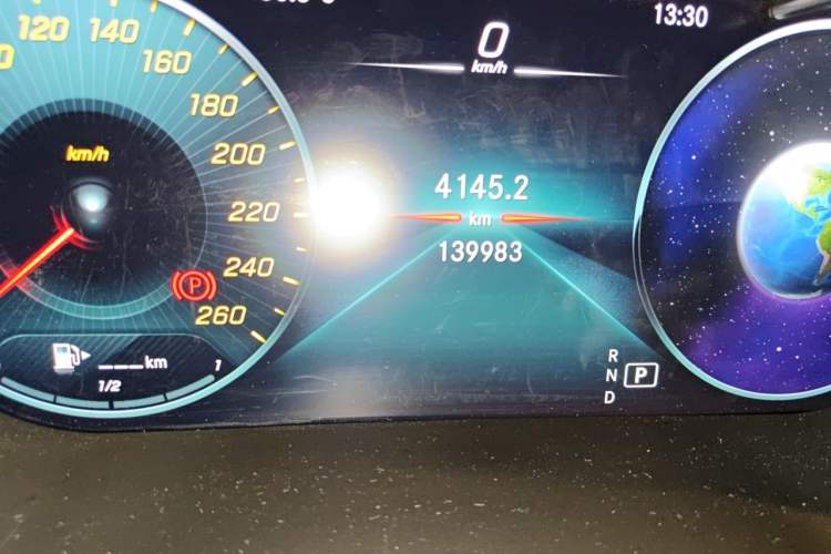 Used Mercedes-Benz GLC 2022 Second Facelift GLC 260 L 4MATIC Dynamic Edition Odometer Close Up