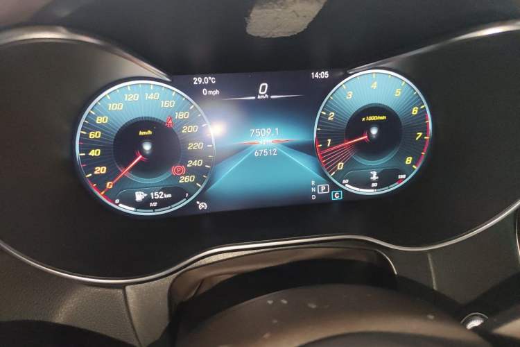 Used Mercedes-Benz GLC 2022 Refreshed GLC 300 L 4MATIC Dynamic Edition Prestige Version Odometer Close Up