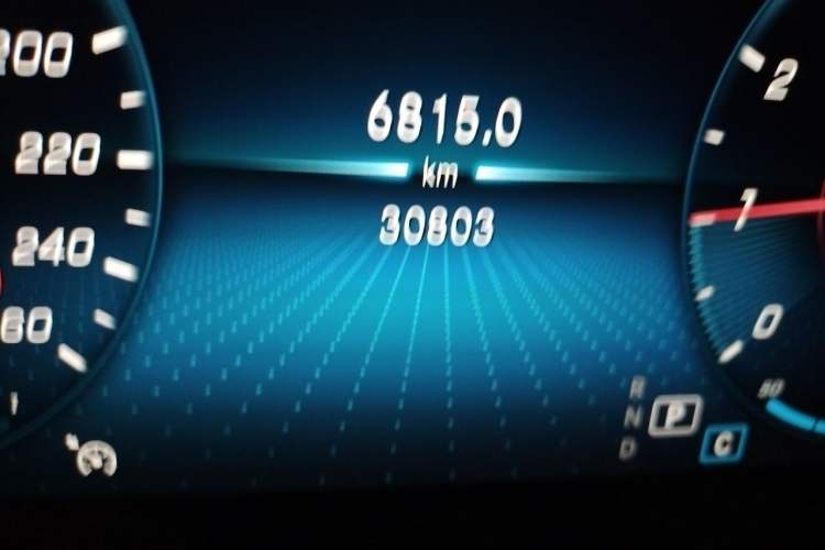 Used Mercedes-Benz GLC 2022 Refreshed GLC 300 L 4MATIC Dynamic Edition Prestige Version Odometer Close Up