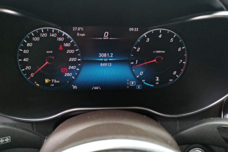 Used Mercedes-Benz GLC 2022 Refreshed GLC 300 L 4MATIC Dynamic Edition Prestige Version Odometer Close Up