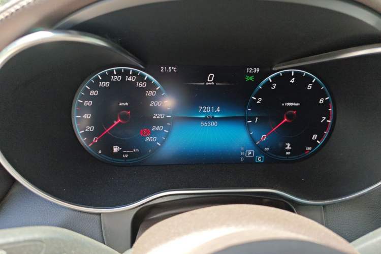 Used Mercedes-Benz GLC 2022 Facelifted GLC 260 L 4MATIC Dynamic Edition Odometer Close Up