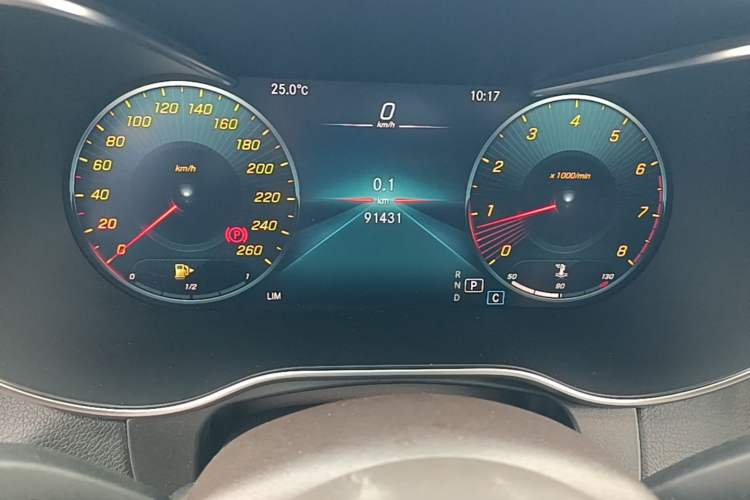 Used Mercedes-Benz GLC 2022 Facelifted GLC 260 L 4MATIC Dynamic Edition Odometer Close Up