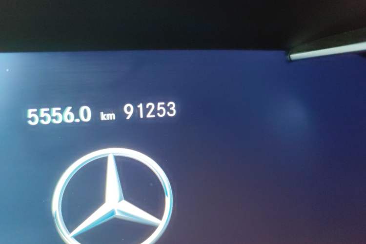 Used Mercedes-Benz GLC 2022 GLC 300 L 4MATIC Dynamic Edition Prestige Model Odometer Close Up