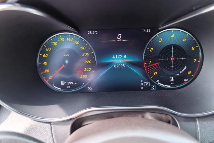 Used Mercedes-Benz GLC 2022 Refreshed GLC 260 L 4MATIC Dynamic Edition Odometer Close Up