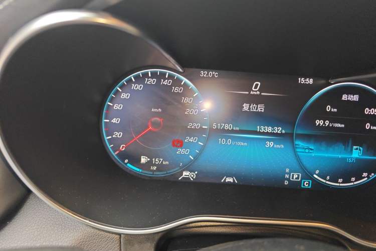 Used Mercedes-Benz GLC 2022 Facelifted GLC 300 L 4MATIC Luxury Edition Odometer Close Up