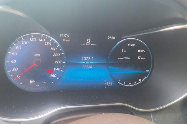 Used Mercedes-Benz GLC 2022 Second Facelift GLC 260 L 4MATIC Dynamic Edition Odometer Close Up