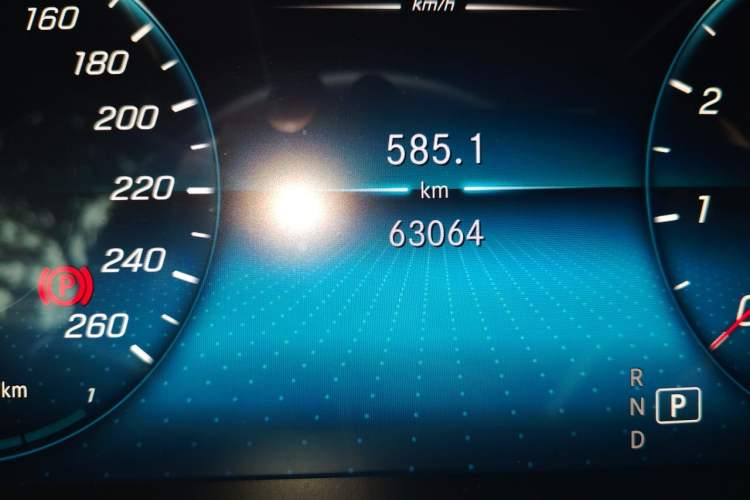 Used Mercedes-Benz GLC 2022 Facelifted GLC 260 L 4MATIC Dynamic Edition Odometer Close Up