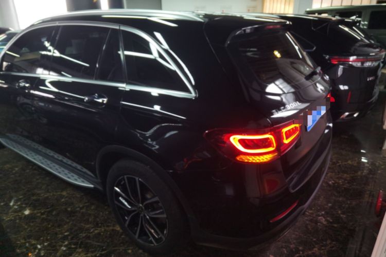 Used Mercedes-Benz GLC 2022 Second Facelift GLC 260 L 4MATIC Luxury Edition Rear Left 45 Deg