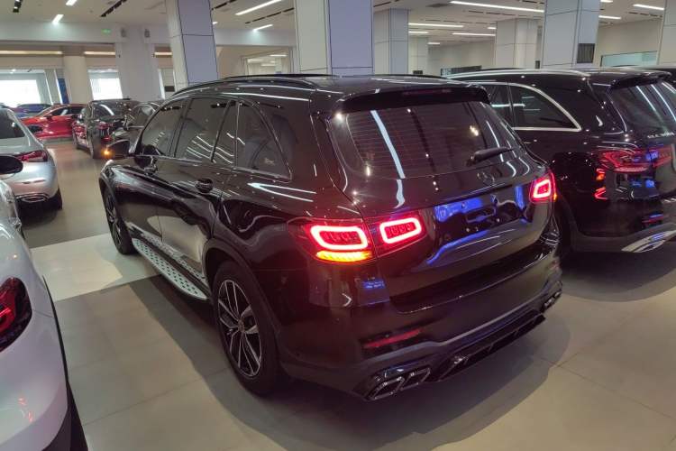 Used Mercedes-Benz GLC 2022 Refreshed GLC 300 L 4MATIC Dynamic Edition Rear Left 45 Deg