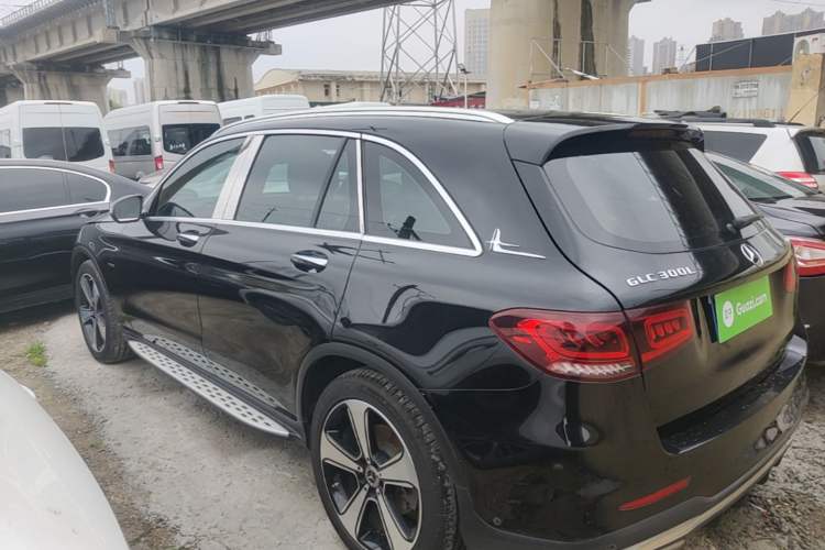 Used Mercedes-Benz GLC 2022 GLC 300 L 4MATIC Dynamic Model Rear Left 45 Deg