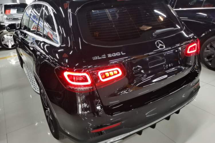 Used Mercedes-Benz GLC 2022 GLC 300 L 4MATIC Dynamic Model Rear Left 45 Deg