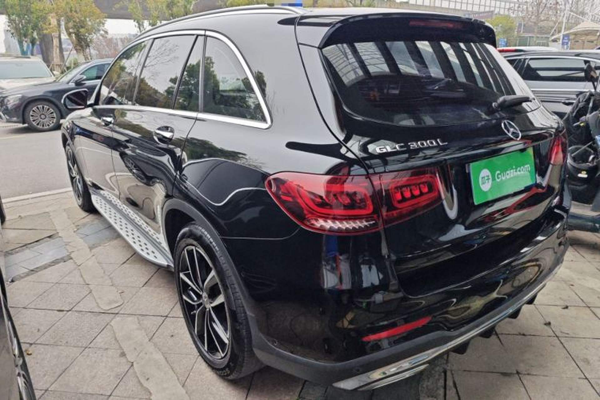 Used Mercedes-Benz GLC 2022 GLC 300 L 4MATIC Dynamic Model Rear Left 45 Deg