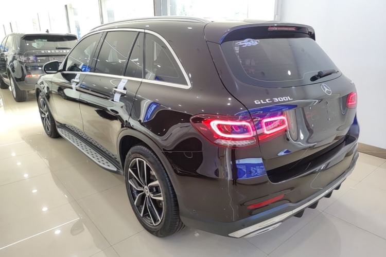 Used Mercedes-Benz GLC 2022 Facelift GLC 260 L 4MATIC Luxury Edition Rear Left 45 Deg