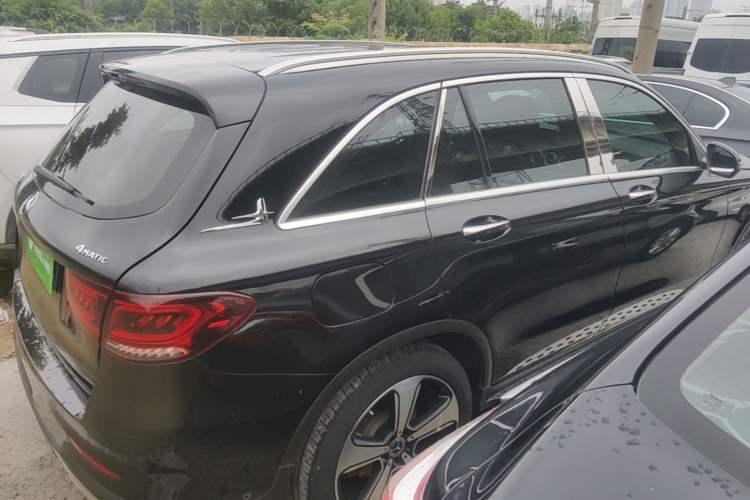Used Mercedes-Benz GLC 2022 GLC 300 L 4MATIC Dynamic Model Rear Right 45 Deg