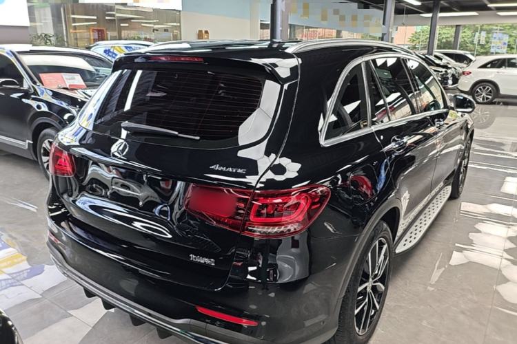 Used Mercedes-Benz GLC 2022 GLC 300 L 4MATIC Dynamic Model Rear Right 45 Deg