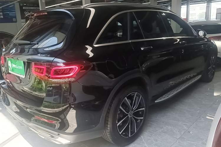 Used Mercedes-Benz GLC 2022 Second Facelift GLC 260 L 4MATIC Luxury Edition Rear Right 45 Deg