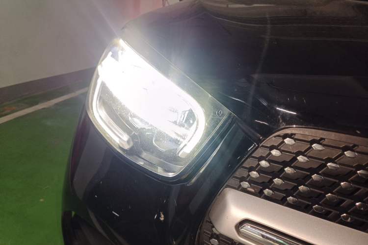 Used Mercedes-Benz GLC 2022 GLC 260 L 4MATIC Luxury Model Right Front Headlight