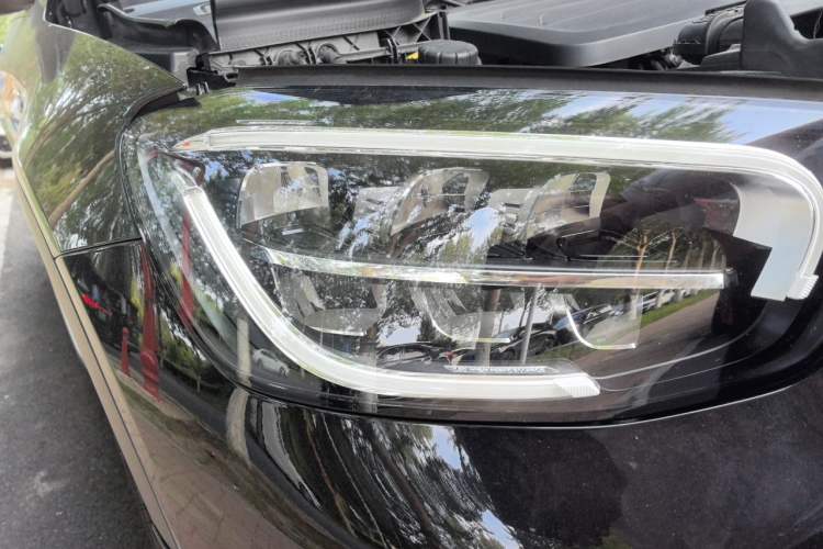 Used Mercedes-Benz GLC 2022 Refreshed GLC 300 L 4MATIC Dynamic Edition Right Front Headlight