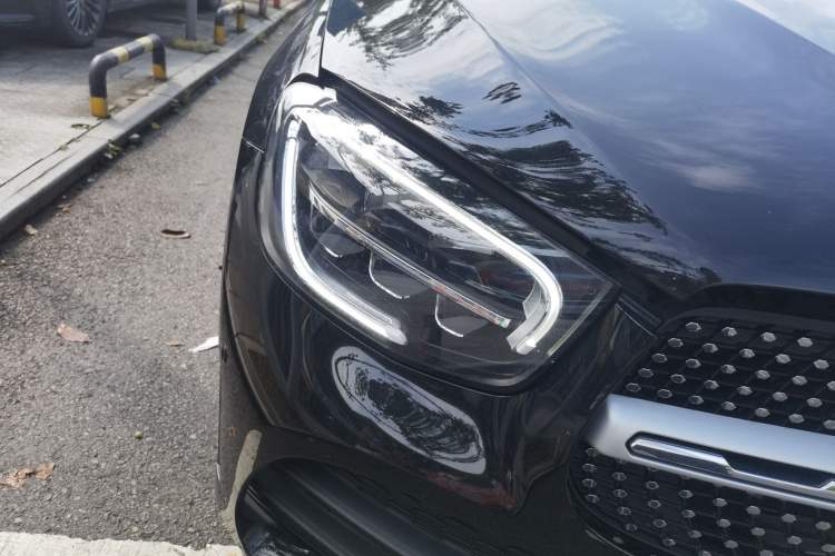 Used Mercedes-Benz GLC 2022 Refreshed GLC 260 L 4MATIC Dynamic Edition Right Front Headlight