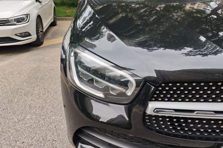 Used Mercedes-Benz GLC 2022 Second Facelift GLC 260 L 4MATIC Luxury Edition Right Front Headlight